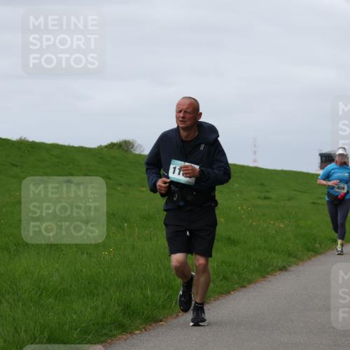 04.05.2025 - 8. Wedeler Halbmarathon Yannick Fuchs http://msf.ph/oto/7827956 04.05.2025 11:58:10 Laufen 11, 409 meine-sportfotos.de
