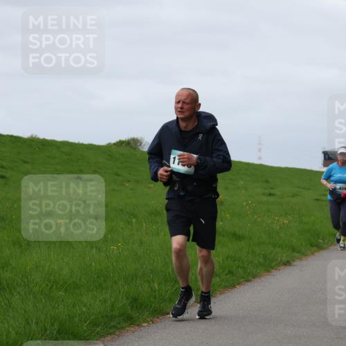 04.05.2025 - 8. Wedeler Halbmarathon Yannick Fuchs http://msf.ph/oto/7827958 04.05.2025 11:58:10 Laufen 11, 409 meine-sportfotos.de