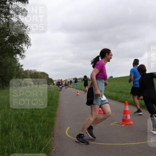 04.05.2025 - 8. Wedeler Halbmarathon Yannick Fuchs http://msf.ph/oto/7827971 04.05.2025 11:15:35 Laufen  meine-sportfotos.de