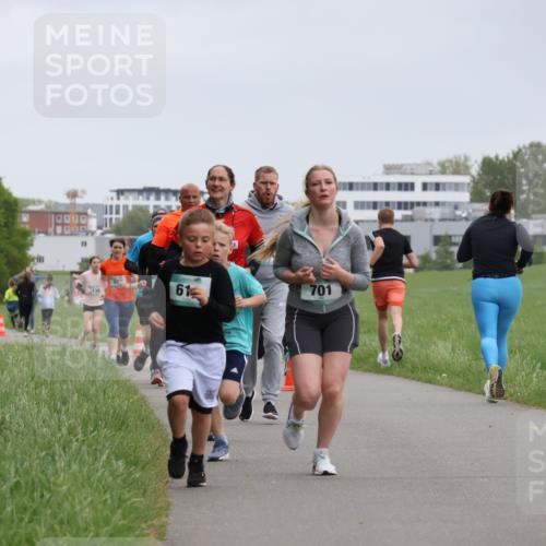 04.05.2025 - 8. Wedeler Halbmarathon Yannick Fuchs http://msf.ph/oto/7828004 04.05.2025 11:15:36 Laufen 139, 61, 701 meine-sportfotos.de