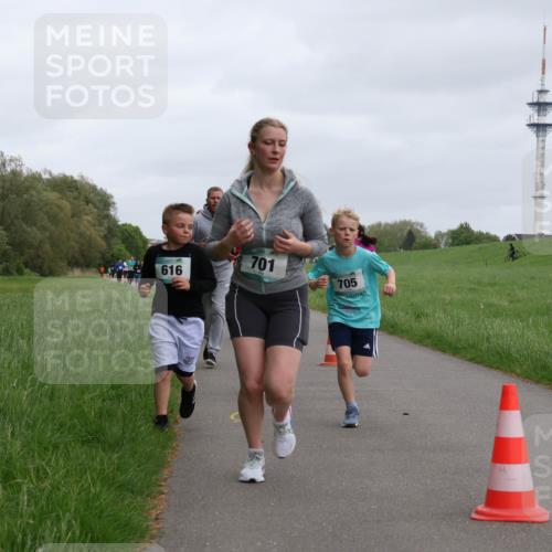 04.05.2025 - 8. Wedeler Halbmarathon Yannick Fuchs http://msf.ph/oto/7828069 04.05.2025 11:15:42 Laufen 616, 701, 705 meine-sportfotos.de