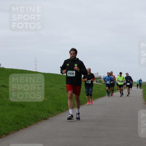 04.05.2025 - 8. Wedeler Halbmarathon Yannick Fuchs http://msf.ph/oto/7828071 04.05.2025 11:34:56 Laufen 1035, 586 meine-sportfotos.de