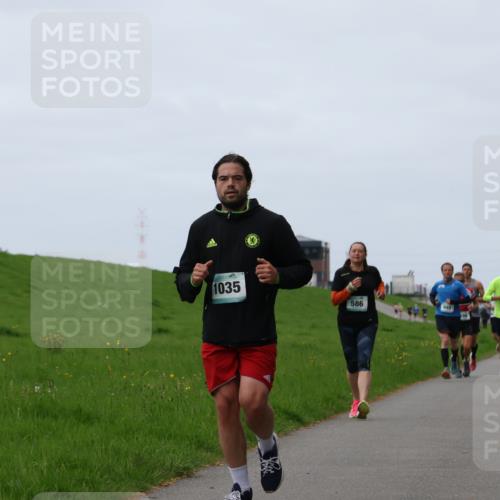 04.05.2025 - 8. Wedeler Halbmarathon Yannick Fuchs http://msf.ph/oto/7828081 04.05.2025 11:34:57 Laufen 1035, 982, 586, 945 meine-sportfotos.de