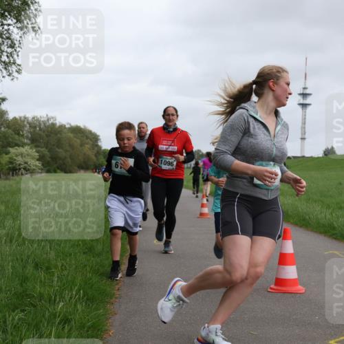 04.05.2025 - 8. Wedeler Halbmarathon Yannick Fuchs http://msf.ph/oto/7828084 04.05.2025 11:15:43 Laufen 6, 1096, 040, 66930222 meine-sportfotos.de