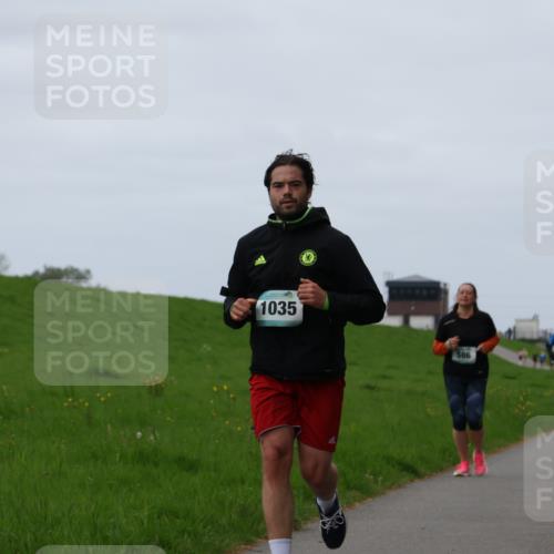 04.05.2025 - 8. Wedeler Halbmarathon Yannick Fuchs http://msf.ph/oto/7828108 04.05.2025 11:34:58 Laufen 1035, 586 meine-sportfotos.de