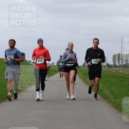 04.05.2025 - 8. Wedeler Halbmarathon Yannick Fuchs http://msf.ph/oto/7828122 04.05.2025 11:58:41 Laufen 7, 819, 110 meine-sportfotos.de