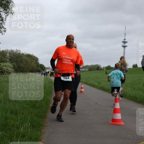 04.05.2025 - 8. Wedeler Halbmarathon Yannick Fuchs http://msf.ph/oto/7828166 04.05.2025 11:15:47 Laufen 784 meine-sportfotos.de