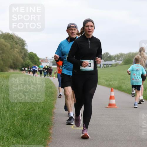 04.05.2025 - 8. Wedeler Halbmarathon Yannick Fuchs http://msf.ph/oto/7828202 04.05.2025 11:15:49 Laufen 2 meine-sportfotos.de