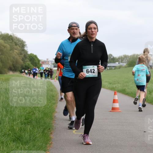 04.05.2025 - 8. Wedeler Halbmarathon Yannick Fuchs http://msf.ph/oto/7828207 04.05.2025 11:15:49 Laufen 642 meine-sportfotos.de
