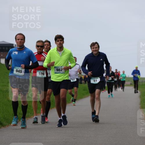 04.05.2025 - 8. Wedeler Halbmarathon Yannick Fuchs http://msf.ph/oto/7828228 04.05.2025 11:35:04 Laufen 945, 186, 1, 982, 855, 51 meine-sportfotos.de