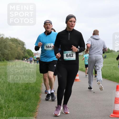 04.05.2025 - 8. Wedeler Halbmarathon Yannick Fuchs http://msf.ph/oto/7828229 04.05.2025 11:15:50 Laufen 564, 642 meine-sportfotos.de