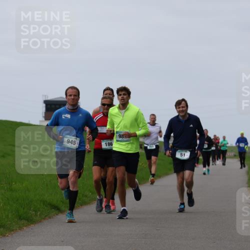 04.05.2025 - 8. Wedeler Halbmarathon Yannick Fuchs http://msf.ph/oto/7828235 04.05.2025 11:35:05 Laufen 945, 186, 98, 51 meine-sportfotos.de