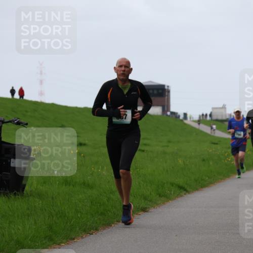 04.05.2025 - 8. Wedeler Halbmarathon Yannick Fuchs http://msf.ph/oto/7828237 04.05.2025 11:15:54 Laufen  meine-sportfotos.de