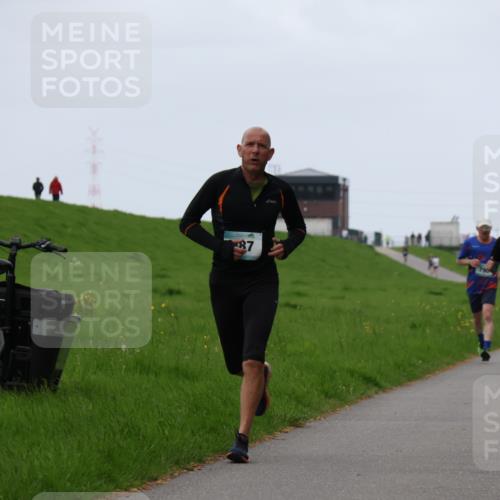 04.05.2025 - 8. Wedeler Halbmarathon Yannick Fuchs http://msf.ph/oto/7828241 04.05.2025 11:15:54 Laufen 87 meine-sportfotos.de