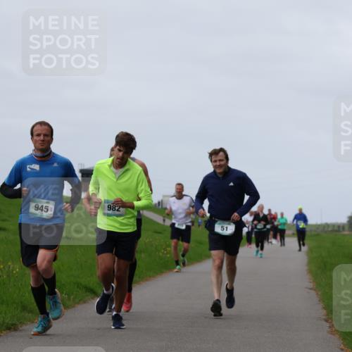 04.05.2025 - 8. Wedeler Halbmarathon Yannick Fuchs http://msf.ph/oto/7828267 04.05.2025 11:35:07 Laufen 945, 982, 51 meine-sportfotos.de