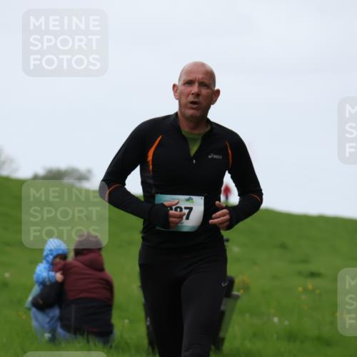 04.05.2025 - 8. Wedeler Halbmarathon Yannick Fuchs http://msf.ph/oto/7828270 04.05.2025 11:15:56 Laufen 56, 97 meine-sportfotos.de
