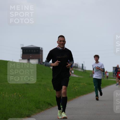 04.05.2025 - 8. Wedeler Halbmarathon Yannick Fuchs http://msf.ph/oto/7828311 04.05.2025 11:15:58 Laufen 22 meine-sportfotos.de