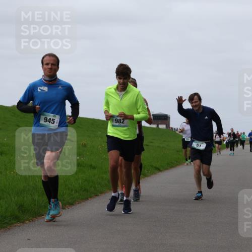 04.05.2025 - 8. Wedeler Halbmarathon Yannick Fuchs http://msf.ph/oto/7828314 04.05.2025 11:35:09 Laufen 945, 982, 51 meine-sportfotos.de