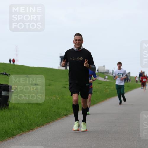 04.05.2025 - 8. Wedeler Halbmarathon Yannick Fuchs http://msf.ph/oto/7828344 04.05.2025 11:16:00 Laufen  meine-sportfotos.de