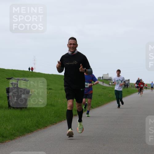 04.05.2025 - 8. Wedeler Halbmarathon Yannick Fuchs http://msf.ph/oto/7828367 04.05.2025 11:16:01 Laufen 90 meine-sportfotos.de