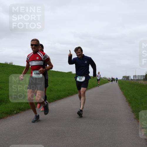 04.05.2025 - 8. Wedeler Halbmarathon Yannick Fuchs http://msf.ph/oto/7828391 04.05.2025 11:35:12 Laufen 186, 51 meine-sportfotos.de