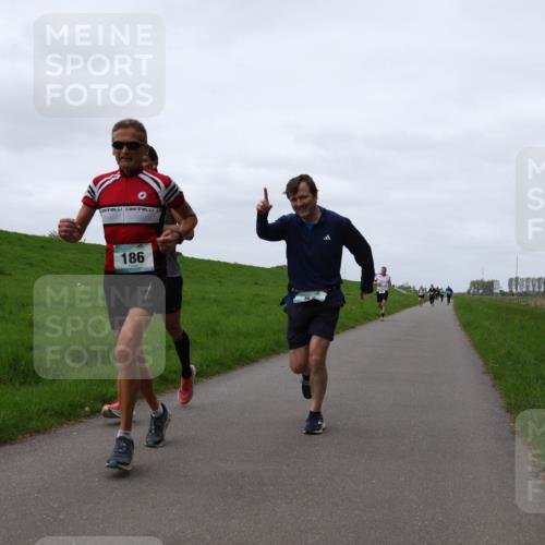 04.05.2025 - 8. Wedeler Halbmarathon Yannick Fuchs http://msf.ph/oto/7828397 04.05.2025 11:35:12 Laufen 186 meine-sportfotos.de