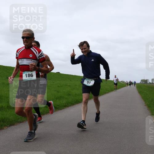 04.05.2025 - 8. Wedeler Halbmarathon Yannick Fuchs http://msf.ph/oto/7828403 04.05.2025 11:35:12 Laufen 186, 51 meine-sportfotos.de