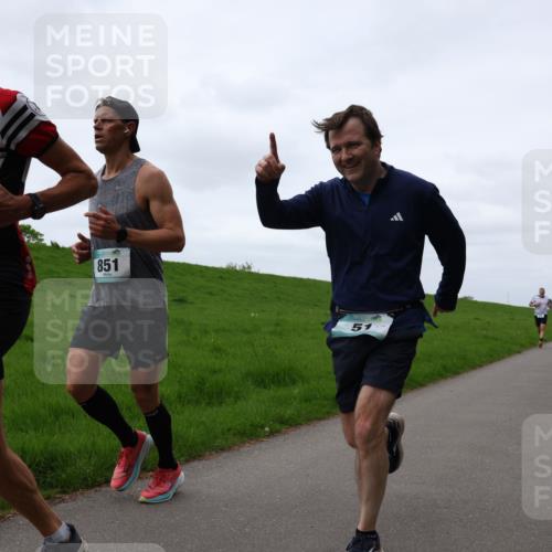 04.05.2025 - 8. Wedeler Halbmarathon Yannick Fuchs http://msf.ph/oto/7828420 04.05.2025 11:35:13 Laufen 186, 851, 51 meine-sportfotos.de