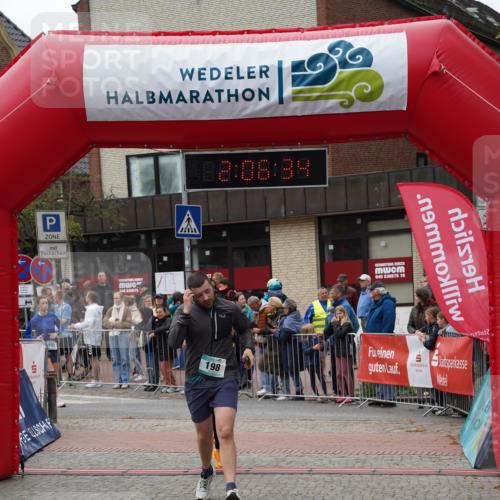 04.05.2025 - 8. Wedeler Halbmarathon Felixshl http://msf.ph/oto/7828423 04.05.2025 12:06:32 Ziel 192, 195, 198, 200, 431, 548 meine-sportfotos.de