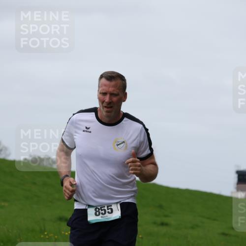 04.05.2025 - 8. Wedeler Halbmarathon Yannick Fuchs http://msf.ph/oto/7828439 04.05.2025 11:35:16 Laufen 855 meine-sportfotos.de