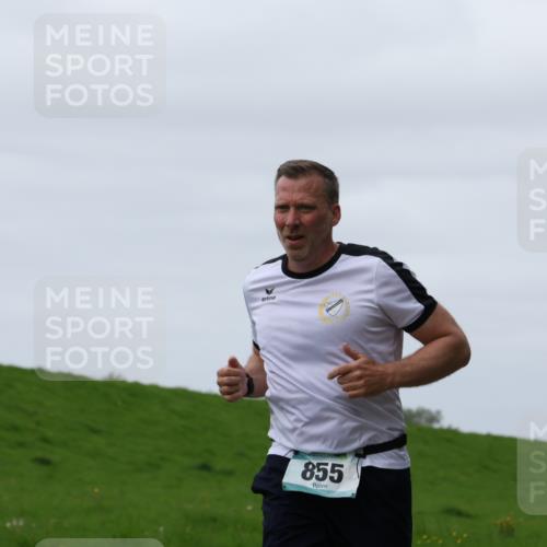 04.05.2025 - 8. Wedeler Halbmarathon Yannick Fuchs http://msf.ph/oto/7828453 04.05.2025 11:35:17 Laufen 855 meine-sportfotos.de