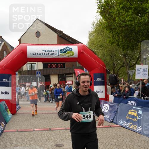 04.05.2025 - 8. Wedeler Halbmarathon Felixshl http://msf.ph/oto/7828486 04.05.2025 12:06:35 Ziel 192, 195, 198, 548, 554 meine-sportfotos.de