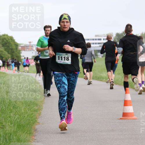 04.05.2025 - 8. Wedeler Halbmarathon Yannick Fuchs http://msf.ph/oto/7828496 04.05.2025 11:16:10 Laufen 883, 1118, 158 meine-sportfotos.de