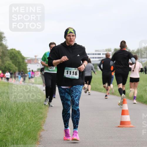 04.05.2025 - 8. Wedeler Halbmarathon Yannick Fuchs http://msf.ph/oto/7828505 04.05.2025 11:16:10 Laufen 883, 1118, 158 meine-sportfotos.de