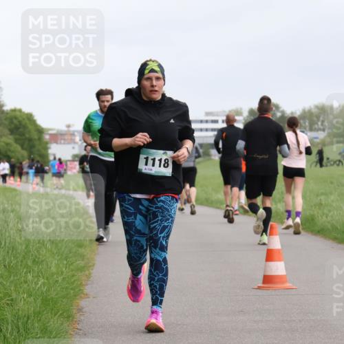 04.05.2025 - 8. Wedeler Halbmarathon Yannick Fuchs http://msf.ph/oto/7828511 04.05.2025 11:16:10 Laufen 1118, 158 meine-sportfotos.de