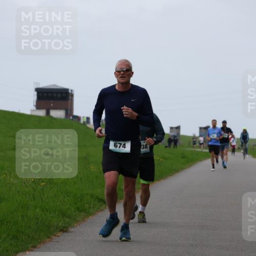 04.05.2025 - 8. Wedeler Halbmarathon Yannick Fuchs http://msf.ph/oto/7828612 04.05.2025 11:16:20 Laufen 674, 38 meine-sportfotos.de