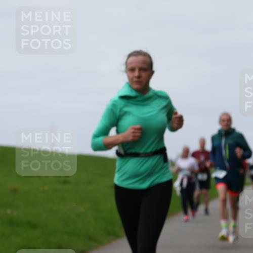 04.05.2025 - 8. Wedeler Halbmarathon Yannick Fuchs http://msf.ph/oto/7828616 04.05.2025 11:35:34 Laufen  meine-sportfotos.de