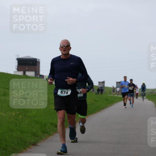 04.05.2025 - 8. Wedeler Halbmarathon Yannick Fuchs http://msf.ph/oto/7828621 04.05.2025 11:16:21 Laufen 674, 38 meine-sportfotos.de