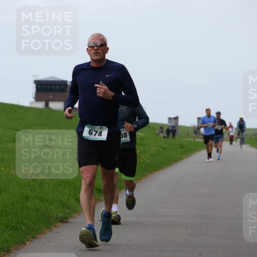 04.05.2025 - 8. Wedeler Halbmarathon Yannick Fuchs http://msf.ph/oto/7828626 04.05.2025 11:16:21 Laufen 674, 88 meine-sportfotos.de