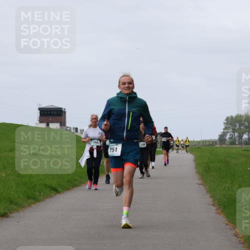 04.05.2025 - 8. Wedeler Halbmarathon Yannick Fuchs http://msf.ph/oto/7828635 04.05.2025 11:35:36 Laufen 360, 751, 739, 159 meine-sportfotos.de