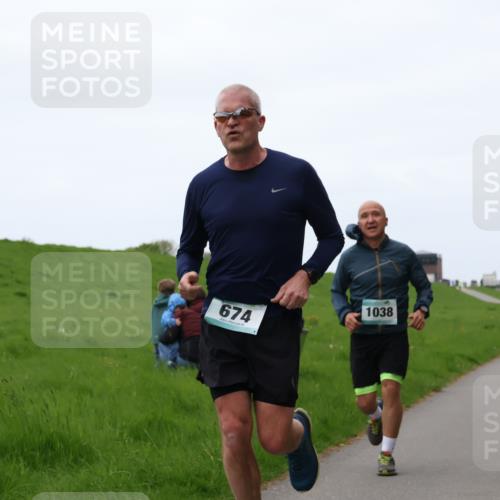 04.05.2025 - 8. Wedeler Halbmarathon Yannick Fuchs http://msf.ph/oto/7828663 04.05.2025 11:16:24 Laufen 1038, 674 meine-sportfotos.de