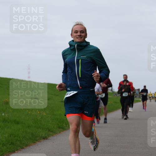 04.05.2025 - 8. Wedeler Halbmarathon Yannick Fuchs http://msf.ph/oto/7828673 04.05.2025 11:35:37 Laufen  meine-sportfotos.de