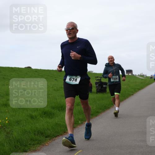04.05.2025 - 8. Wedeler Halbmarathon Yannick Fuchs http://msf.ph/oto/7828683 04.05.2025 11:16:25 Laufen 1038, 674 meine-sportfotos.de