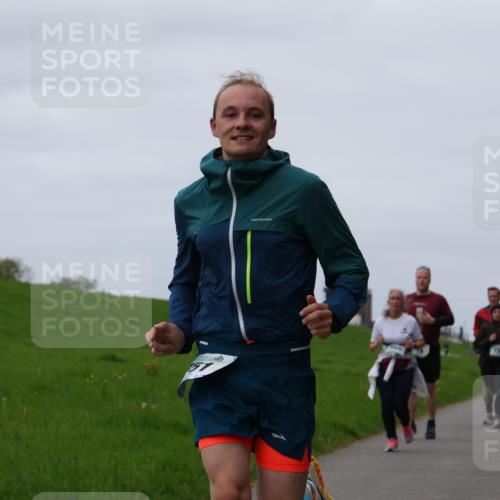 04.05.2025 - 8. Wedeler Halbmarathon Yannick Fuchs http://msf.ph/oto/7828685 04.05.2025 11:35:38 Laufen  meine-sportfotos.de