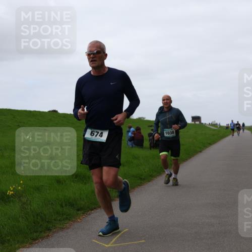 04.05.2025 - 8. Wedeler Halbmarathon Yannick Fuchs http://msf.ph/oto/7828690 04.05.2025 11:16:25 Laufen 1038, 674 meine-sportfotos.de