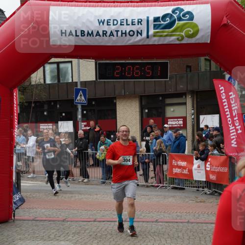 04.05.2025 - 8. Wedeler Halbmarathon Felixshl http://msf.ph/oto/7828716 04.05.2025 12:06:49 Ziel 304, 329, 333, 515, 976 meine-sportfotos.de