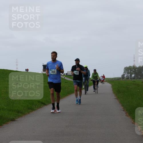 04.05.2025 - 8. Wedeler Halbmarathon Yannick Fuchs http://msf.ph/oto/7828732 04.05.2025 11:16:33 Laufen 303, 1181 meine-sportfotos.de