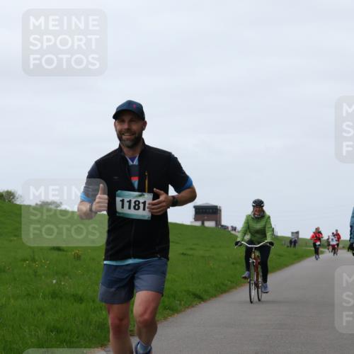 04.05.2025 - 8. Wedeler Halbmarathon Yannick Fuchs http://msf.ph/oto/7828837 04.05.2025 11:16:38 Laufen 1181 meine-sportfotos.de