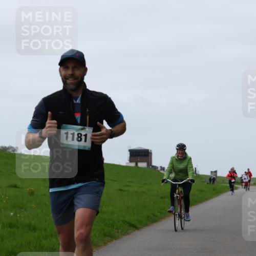 04.05.2025 - 8. Wedeler Halbmarathon Yannick Fuchs http://msf.ph/oto/7828840 04.05.2025 11:16:38 Laufen 1181 meine-sportfotos.de