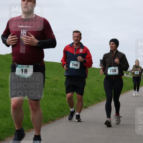 04.05.2025 - 8. Wedeler Halbmarathon Yannick Fuchs http://msf.ph/oto/7828842 04.05.2025 11:35:47 Laufen 18, 740, 739, 759, 1159 meine-sportfotos.de